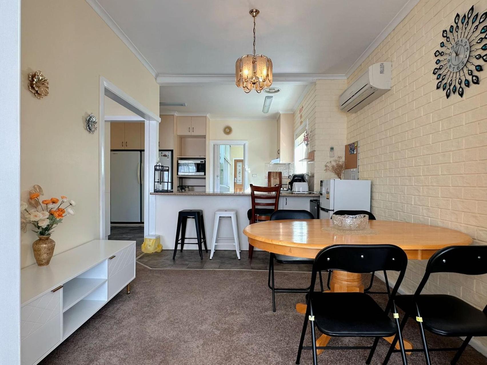 Coleman Comfort Hub - Close To City&Air Port Moonah Екстериор снимка