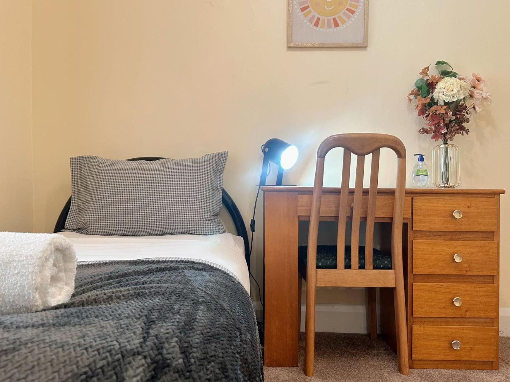 Coleman Comfort Hub - Close To City&Air Port Moonah Екстериор снимка