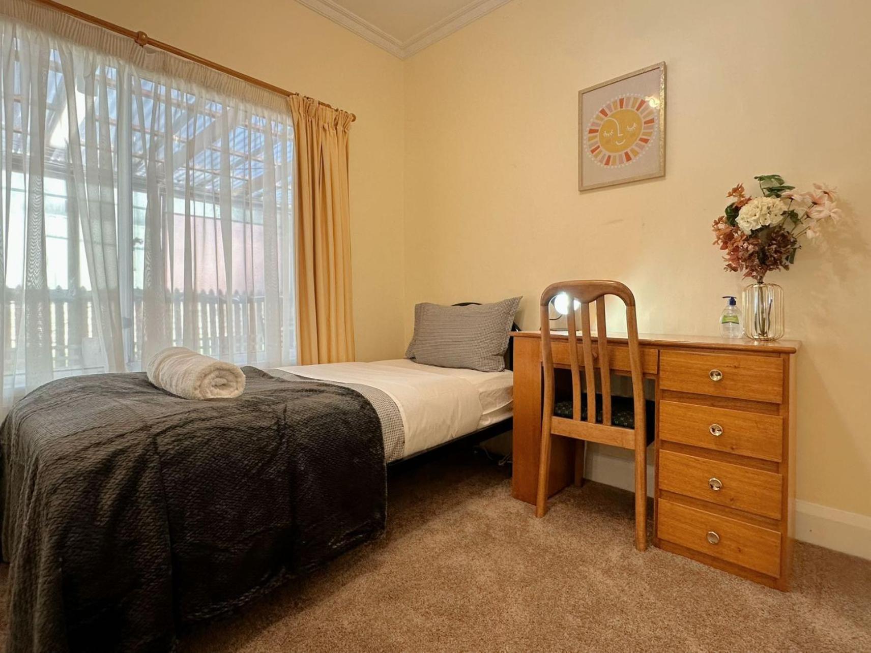 Coleman Comfort Hub - Close To City&Air Port Moonah Екстериор снимка
